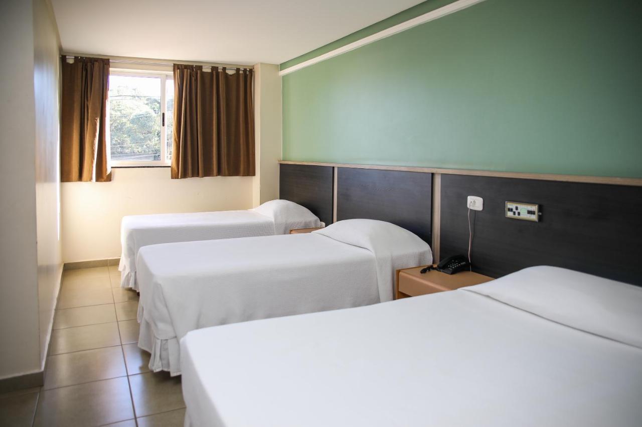 Rede Andrade Vivaldi Hotel Foz do Iguacu Exterior photo